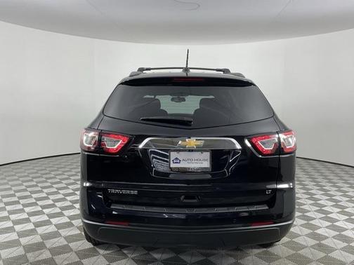 2017 Chevrolet Traverse 2LT