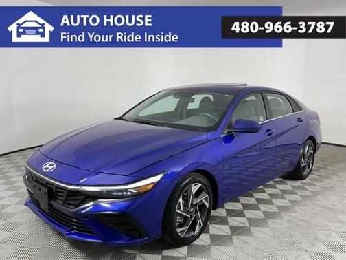 2025 Hyundai ELANTRA SEL