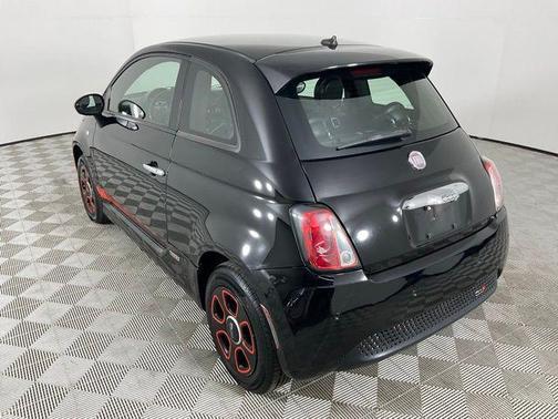 Nero Puro (Straight Black) 2015 FIAT 500e Battery Electric