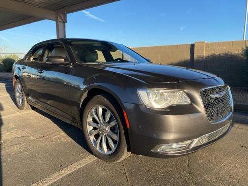 2021 Chrysler 300 Touring