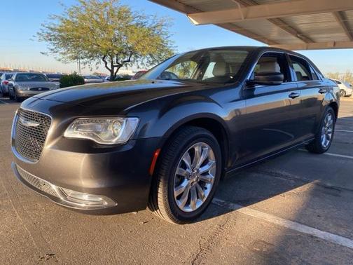 2021 Chrysler 300 Touring