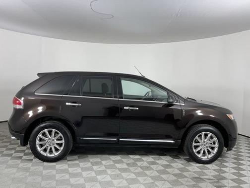 2013 Lincoln MKX Base