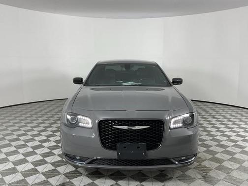 2019 Chrysler 300 S