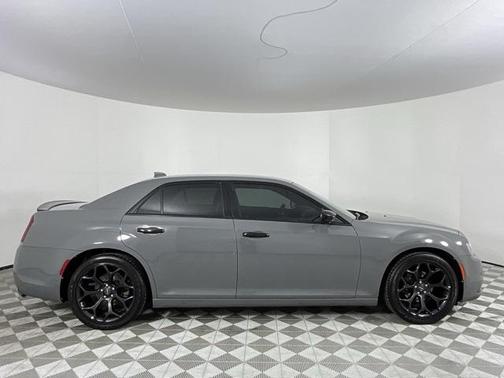 2019 Chrysler 300 S