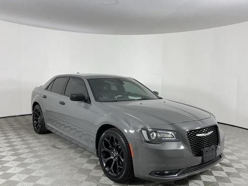 2019 Chrysler 300 S