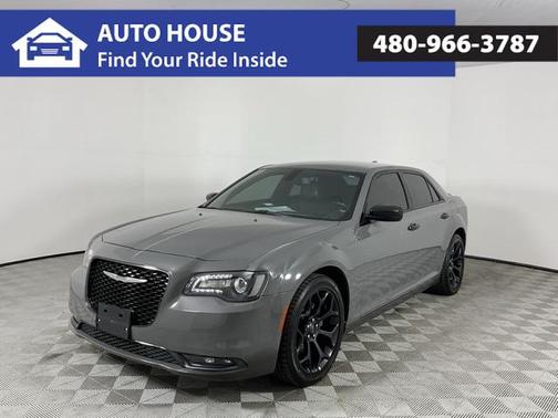 2019 Chrysler 300 S