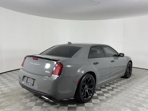 2019 Chrysler 300 S