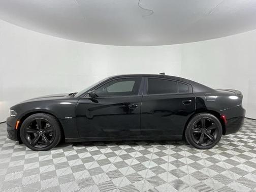 2017 Dodge Charger R/T