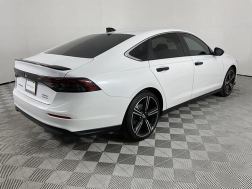 2025 Honda Accord Hybrid Base
