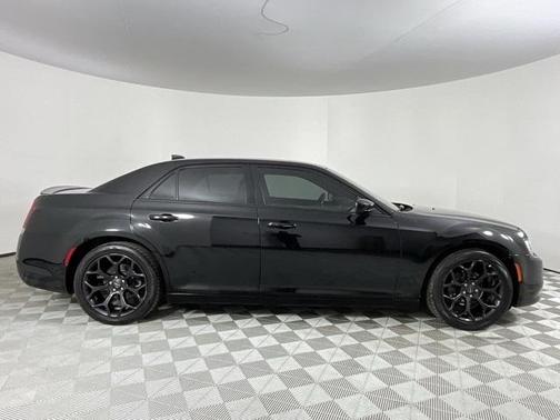 2019 Chrysler 300 S