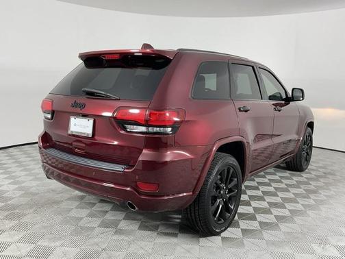 2021 Jeep Grand Cherokee Laredo