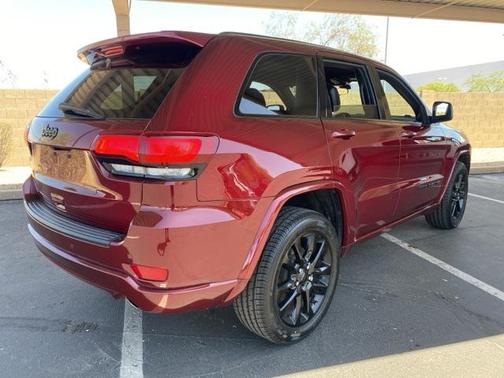 2021 Jeep Grand Cherokee Laredo