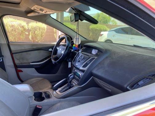 Race Red 2012 Ford Focus SEL