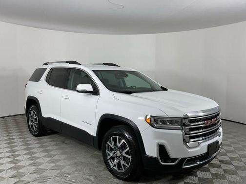 2023 GMC Acadia AWD SLT