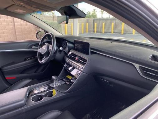 2025 Genesis G70 2.5T AWD