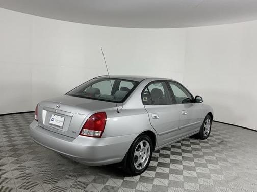 2002 Hyundai ELANTRA GLS