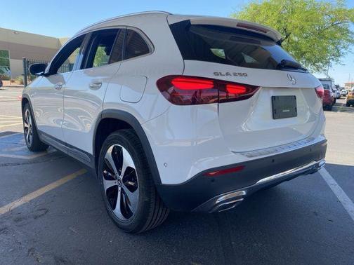 2025 Mercedes-Benz GLA 250 4MATIC