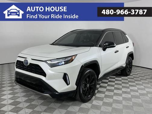 2022 Toyota RAV4 Hybrid SE