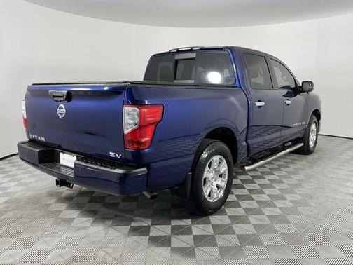 2018 Nissan Titan SV