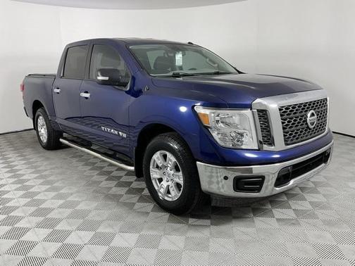 2018 Nissan Titan SV