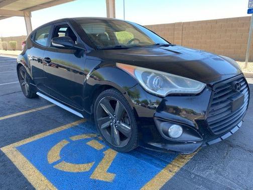 Ultra Black Pearl 2013 Hyundai Veloster Turbo