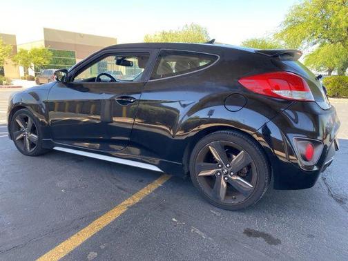 Ultra Black Pearl 2013 Hyundai Veloster Turbo