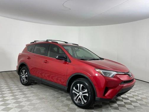 Barcelona Red Metallic 2016 Toyota RAV4 LE