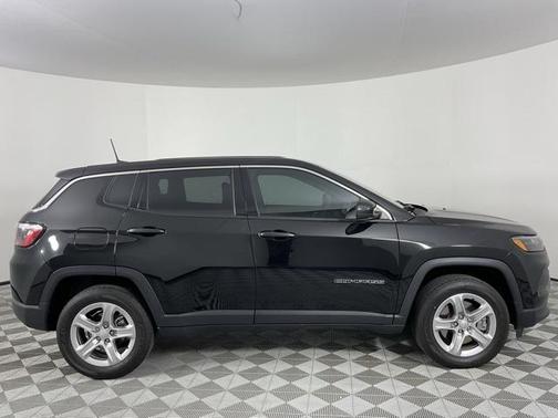 2023 Jeep Compass Sport