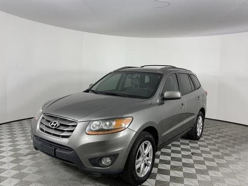 2011 Hyundai SANTA FE SE