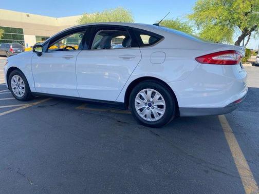 Oxford White 2014 Ford Fusion S