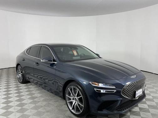 2025 Genesis G70 2.5T RWD