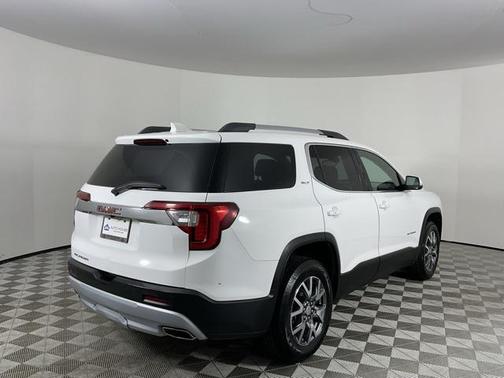 2023 GMC Acadia FWD SLT