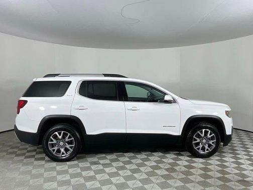 2023 GMC Acadia FWD SLT