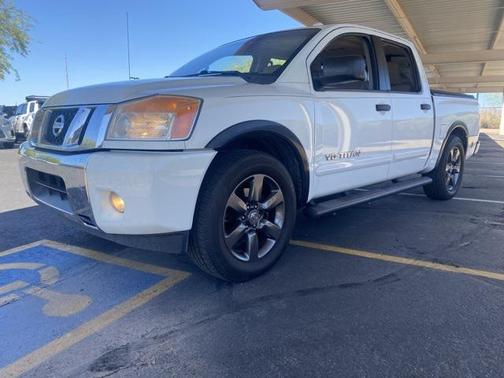 2015 Nissan Titan SV
