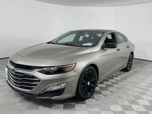 2022 Chevrolet Malibu FWD LT