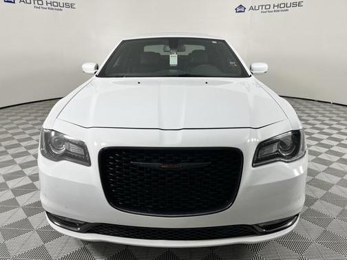 2023 Chrysler 300 S