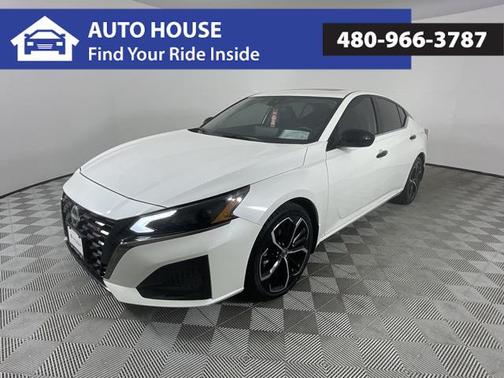 2024 Nissan Altima SR FWD