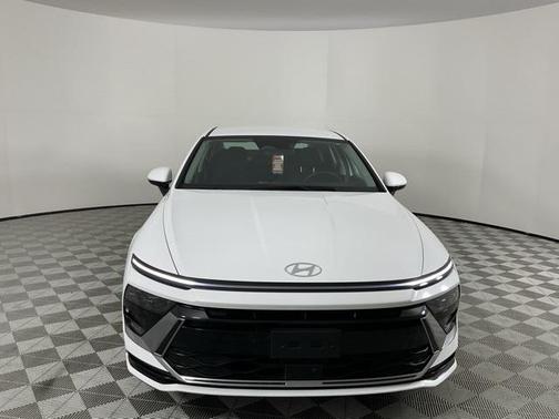 2024 Hyundai SONATA Hybrid SE