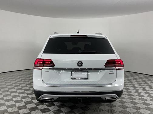 2018 Volkswagen Atlas 3.6L SEL Premium