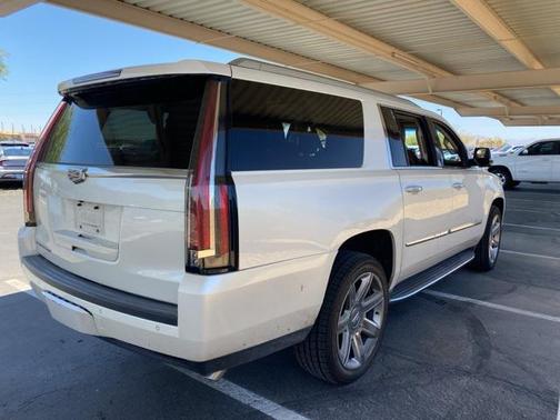 2015 Cadillac Escalade ESV Luxury