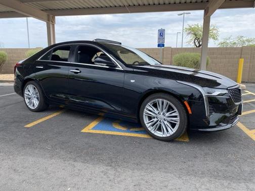 2023 Cadillac CT4 Premium Luxury