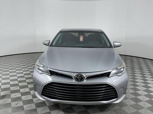 2018 Toyota Avalon XLE