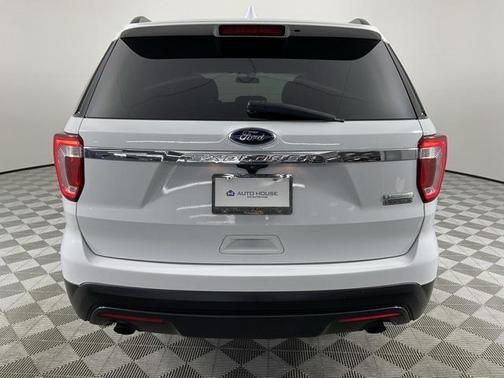 2016 Ford Explorer Base