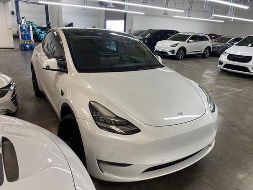 2021 Tesla Model Y Long Range Dual Motor All-Wheel Drive