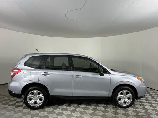 Ice Silver Metallic 2014 Subaru Forester 2.5i