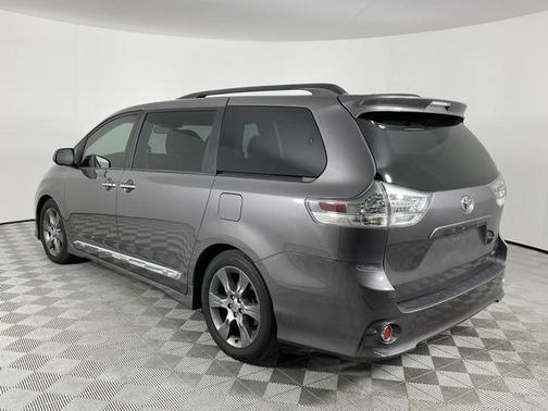 2015 Toyota Sienna SE Premium