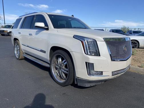 2015 Cadillac Escalade Luxury