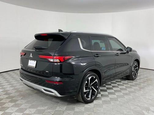 2022 Mitsubishi Outlander SEL 2.5 2WD