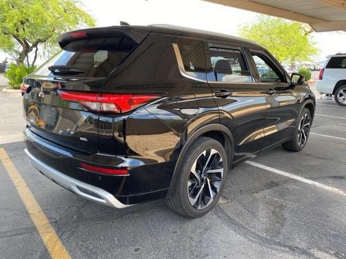 2022 Mitsubishi Outlander SEL 2.5 2WD