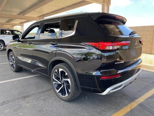 2022 Mitsubishi Outlander SEL 2.5 2WD